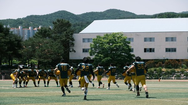 How can you transform your bedroom into a relaxing retreat?